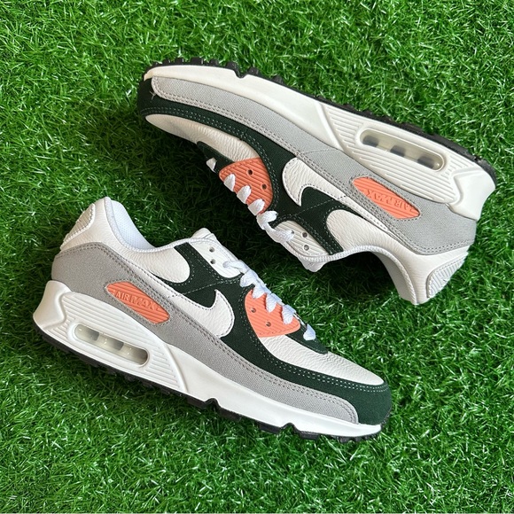 Nike Air Max 90 Custom - Picture 7 of 8